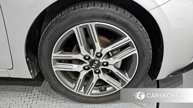 Kia Come New K3 id 4417448 из Кореи 13