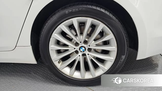 BMW 5 Series (G30) id 4562639 из Кореи 13
