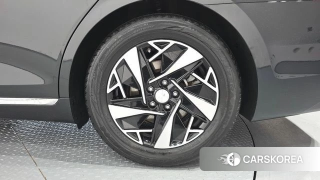 Hyundai The New Grandeur IG Hybrid id 4324925 из Кореи 13