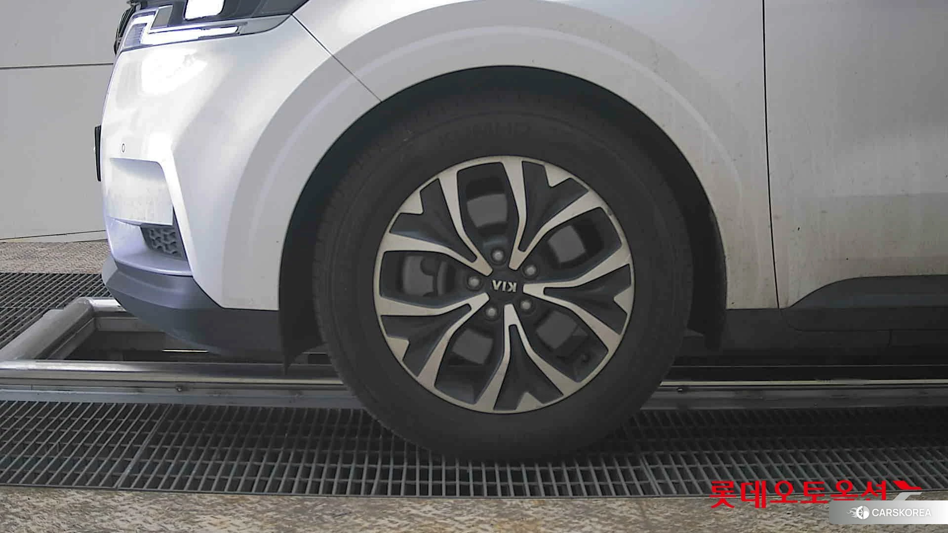 Kia Carnival id 3882122 из Кореи 13