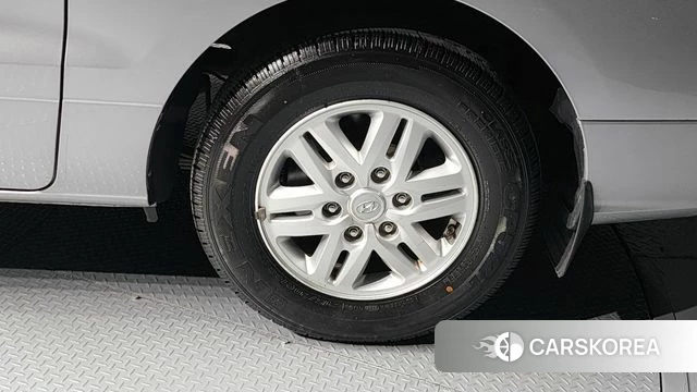 Hyundai The New Grand Starex id 4269221 из Кореи 13
