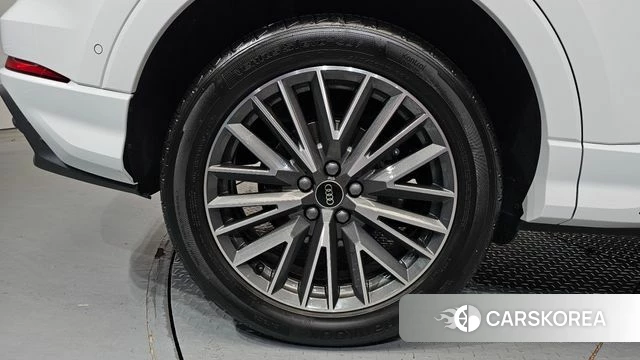 Audi Q3 (F3) id 4578459 из Кореи 13