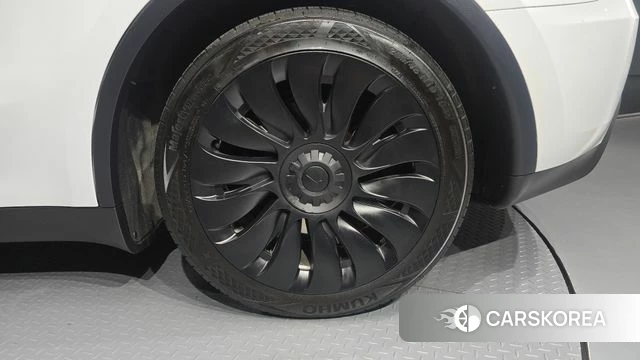 Tesla Model Y id 4863290 из Кореи 13