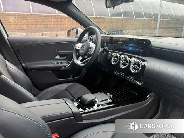 Mercedes-Benz Class A id 4359636 из Китая 13