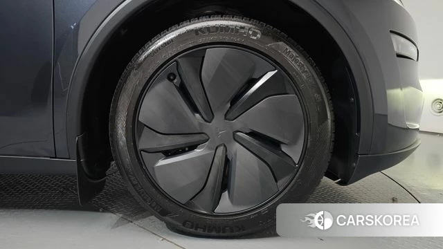 Tesla Model Y id 4853549 из Кореи 13