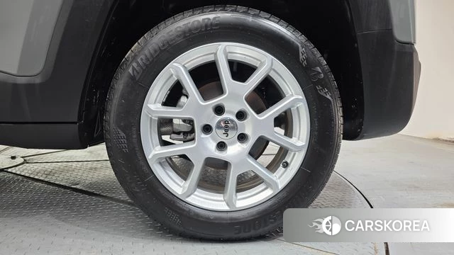 Jeep Renegade id 4541053 из Кореи 13