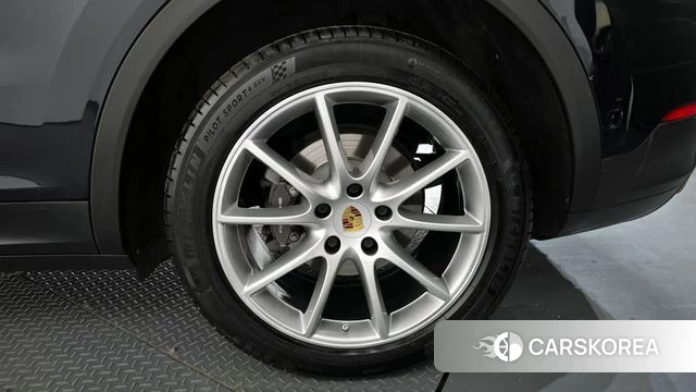 Porsche Cayenne (PO536) id 4377860 из Кореи 13