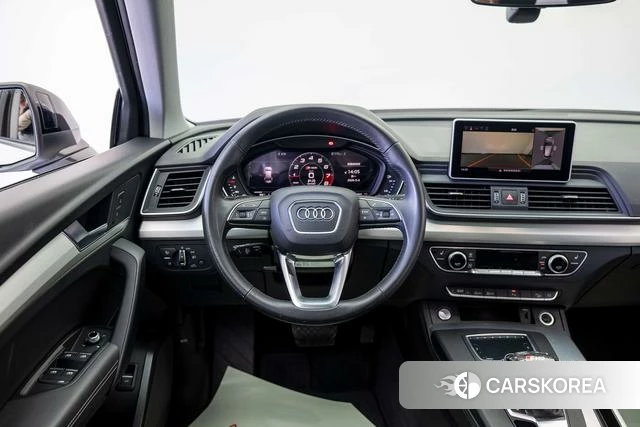 Audi Q5L id 4359037 из Китая 13