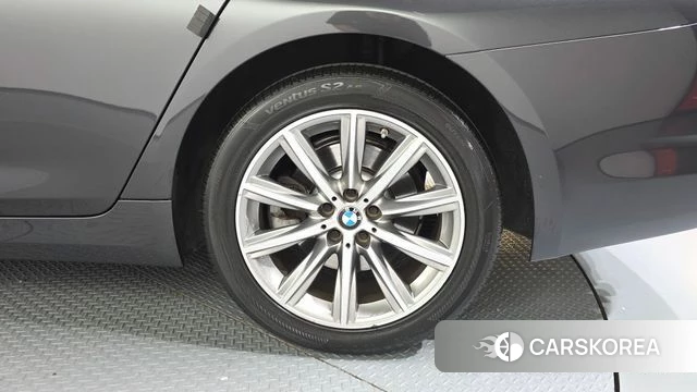BMW 5 Series (G30) id 4530580 из Кореи 13