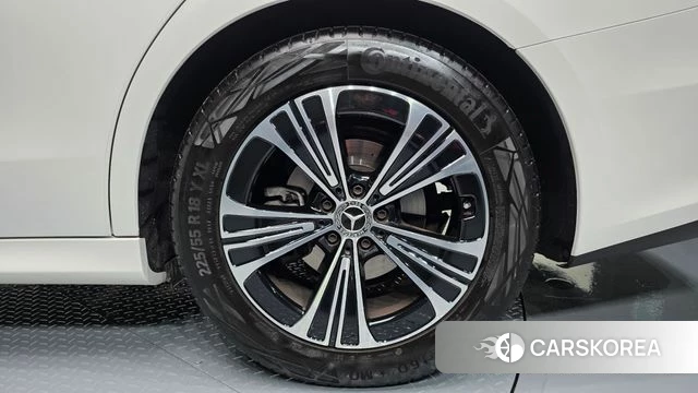 Mercedes-Benz E-Class W214 id 4516126 из Кореи 13
