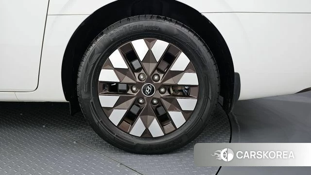 Hyundai Staria id 4383009 из Кореи 13