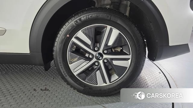 Kia The New Niro id 4324555 из Кореи 13