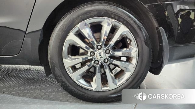 Kia All New Carnival id 4850193 из Кореи 13