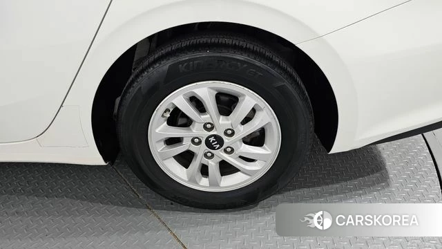 Kia Come New K3 id 4196883 из Кореи 13