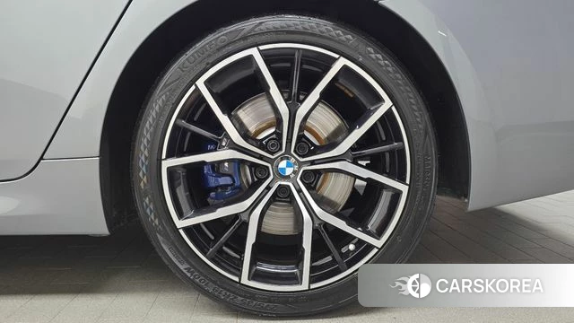 BMW 5 Series (G30) id 4682458 из Кореи 13