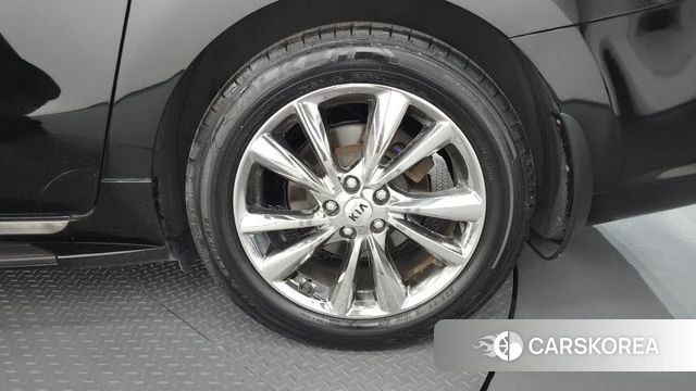 Kia The New Carnival id 4508656 из Кореи 13