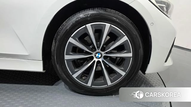BMW 3 Series (G20) id 4594528 из Кореи 13
