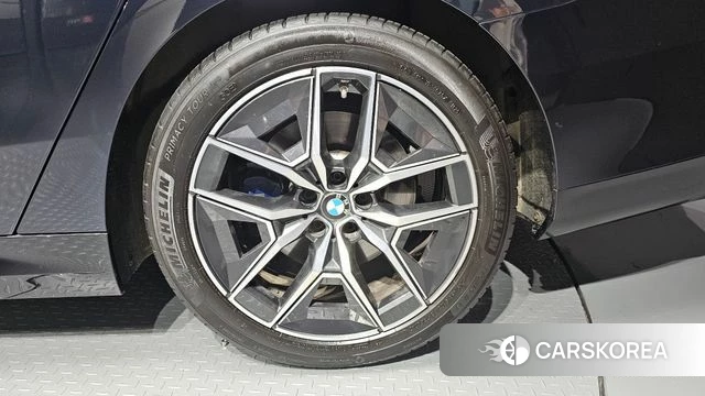 BMW 5 Series (G60) id 4533298 из Кореи 13