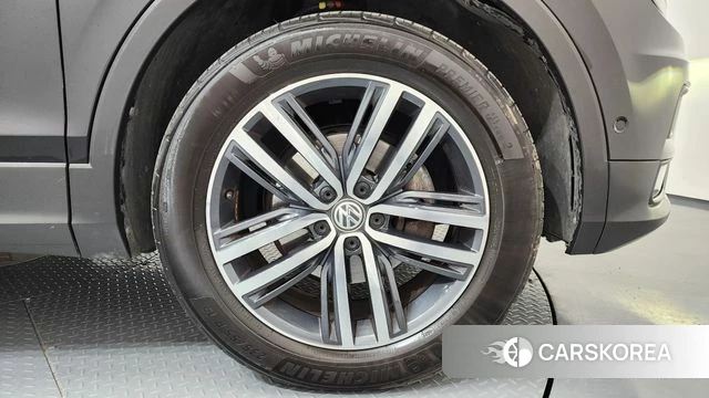 Volkswagen Tiguan Allspace id 4245212 из Кореи 13