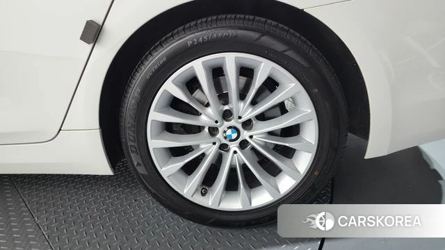 BMW 5 Series (G30) id 4520715 из Кореи 13