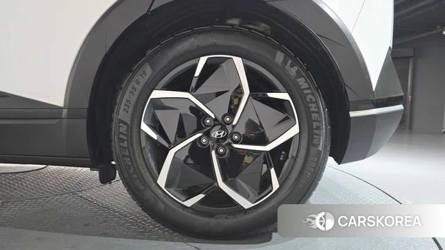 Hyundai Ionic 5 id 4360945 из Кореи 13