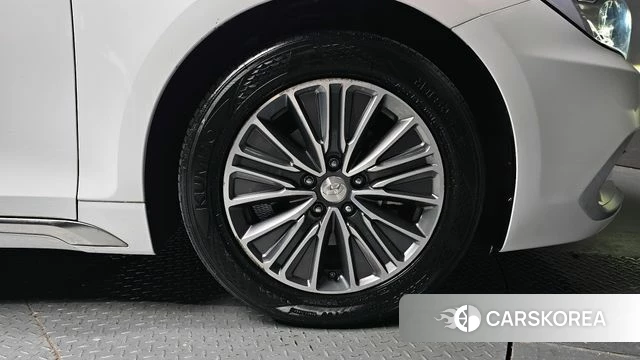 Hyundai Grandeur IG Hybrid id 4397535 из Кореи 13