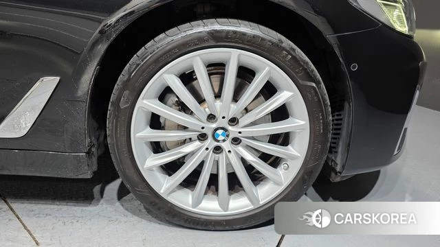 BMW 5 Series (G30) id 4768127 из Кореи 13