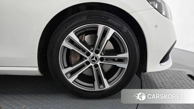 Mercedes-Benz E-Class W213 id 4444437 из Кореи 13