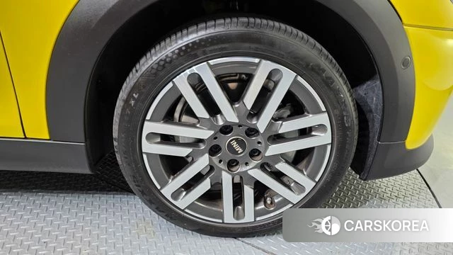 Mini Cooper C 4th generation id 4359909 из Кореи 13