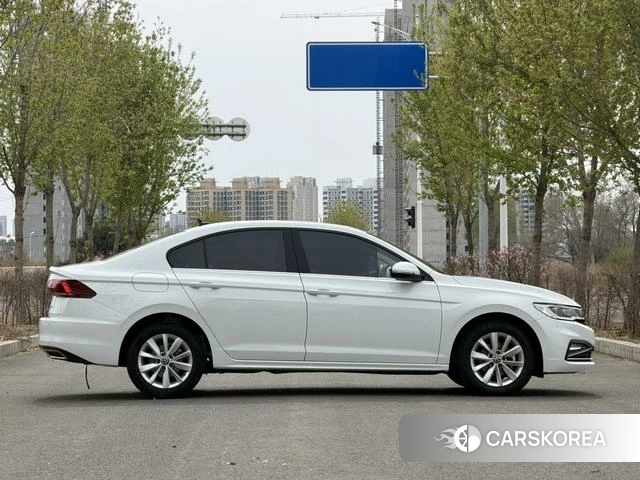 Volkswagen Bora id 4298190 из Китая 13