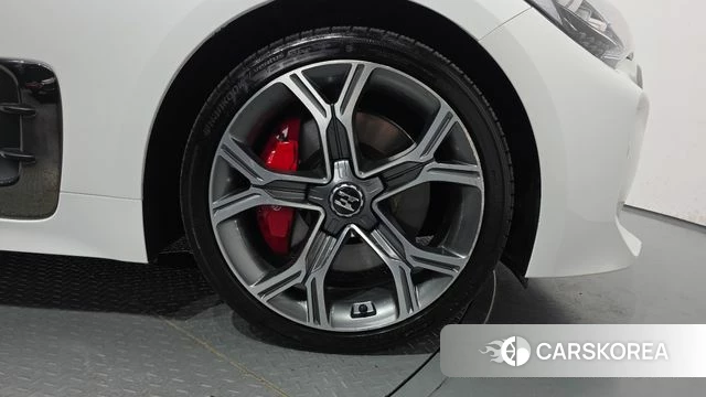 Kia Stinger id 4345170 из Кореи 13