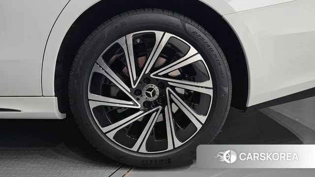 Mercedes-Benz E-Class W214 id 4499216 из Кореи 13