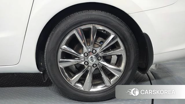 Kia The New Carnival id 4765112 из Кореи 13