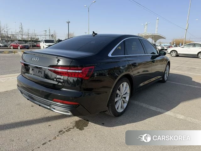 Audi A6L id 4276122 из Китая 13