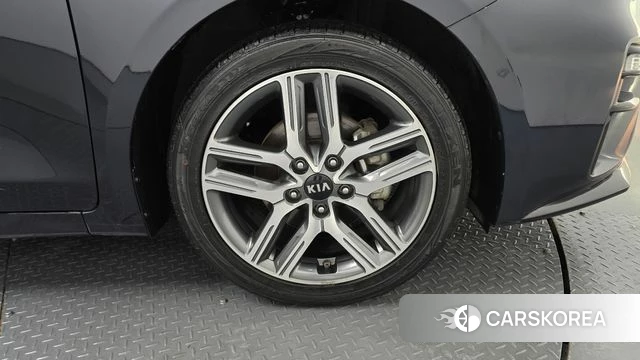 Kia Come New K3 id 4586979 из Кореи 13