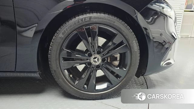 Mercedes-Benz A-Class W177 id 4187788 из Кореи 13