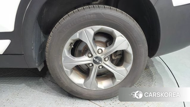 Kia Seltos id 4382871 из Кореи 13