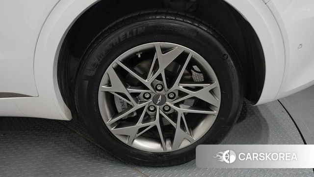 Genesis GV70 id 4395856 из Кореи 13