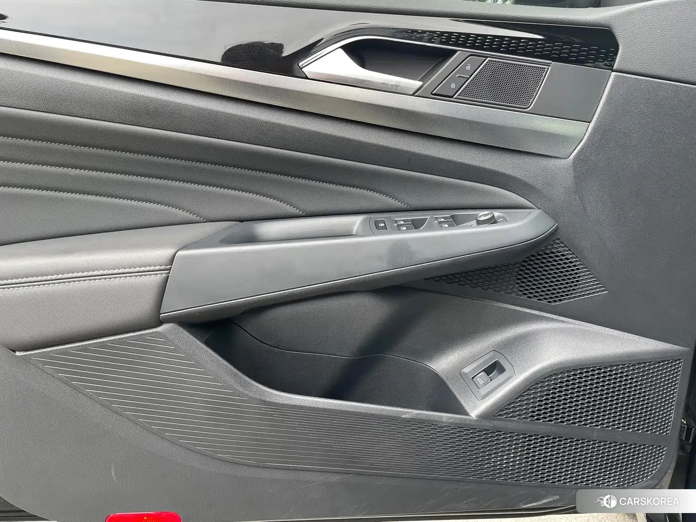 Volkswagen Passat id 4607079 из Китая 13