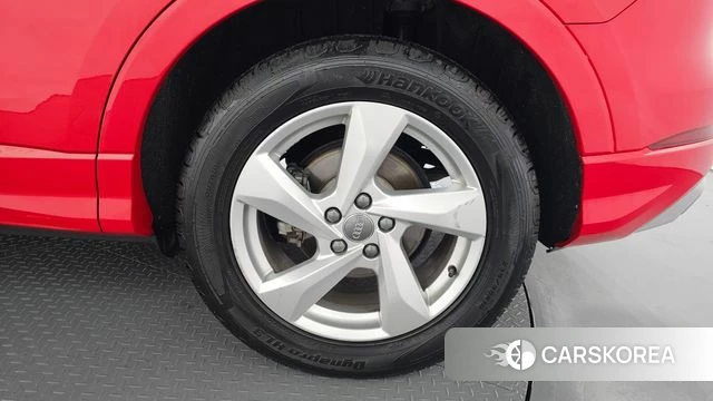 Audi Q3 (F3) id 4356159 из Кореи 13