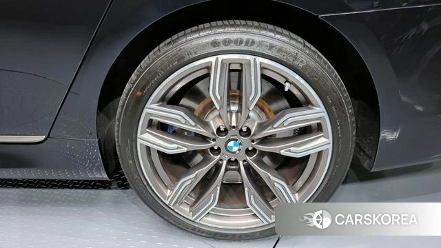 BMW 7 Series (G11) id 4403623 из Кореи 13
