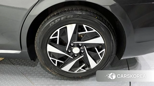 Hyundai The New Grandeur IG Hybrid id 4397143 из Кореи 13