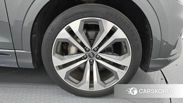 Audi Q8 (4M) id 4645779 из Кореи 13