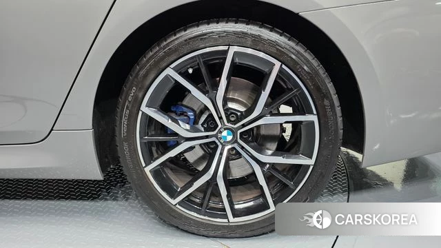 BMW 5 Series (G30) id 4506751 из Кореи 13