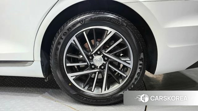 Hyundai The New Grandeur IG id 4282949 из Кореи 13
