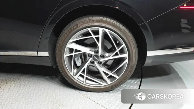 Genesis G90 (RS4) id 4618468 из Кореи 13