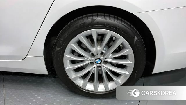 BMW 5 Series (G30) id 4250960 из Кореи 13