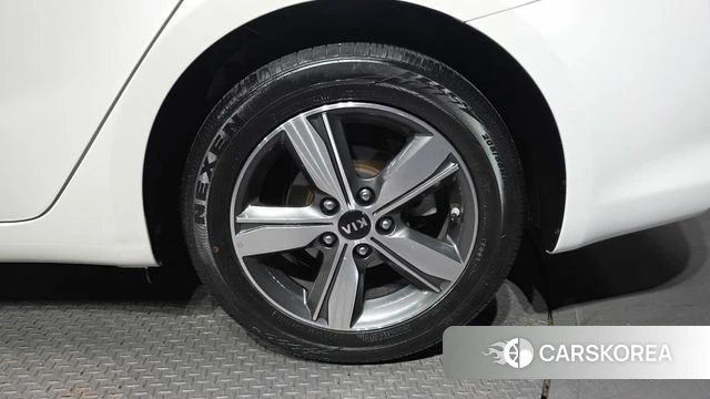 Kia The New K3 id 4397946 из Кореи 13