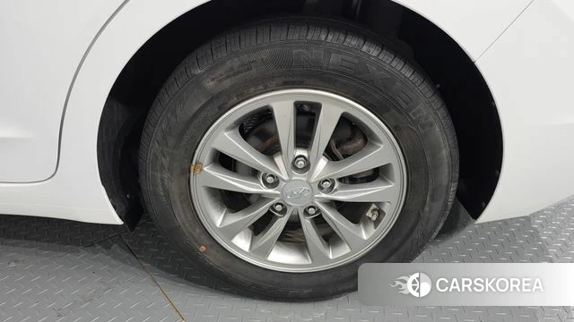 Hyundai The New Avante AD id 4647294 из Кореи 13
