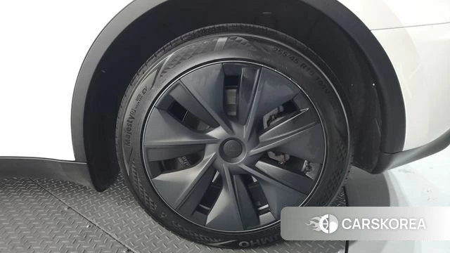 Tesla Model Y id 4623196 из Кореи 13